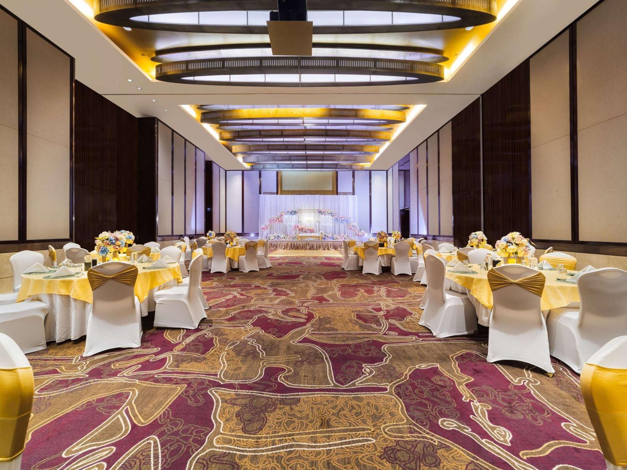 Swissotel Living Al Ghurair Dubai - Deira & Creek - Apartments Exteriör bild The ballroom