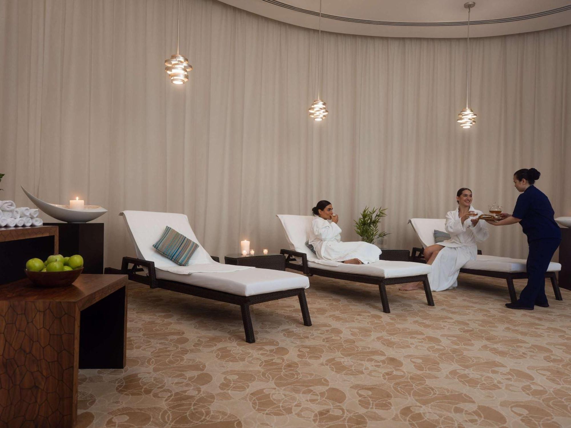 Swissotel Living Al Ghurair Dubai - Deira & Creek - Apartments Exteriör bild The spa at the Emirates Palace
